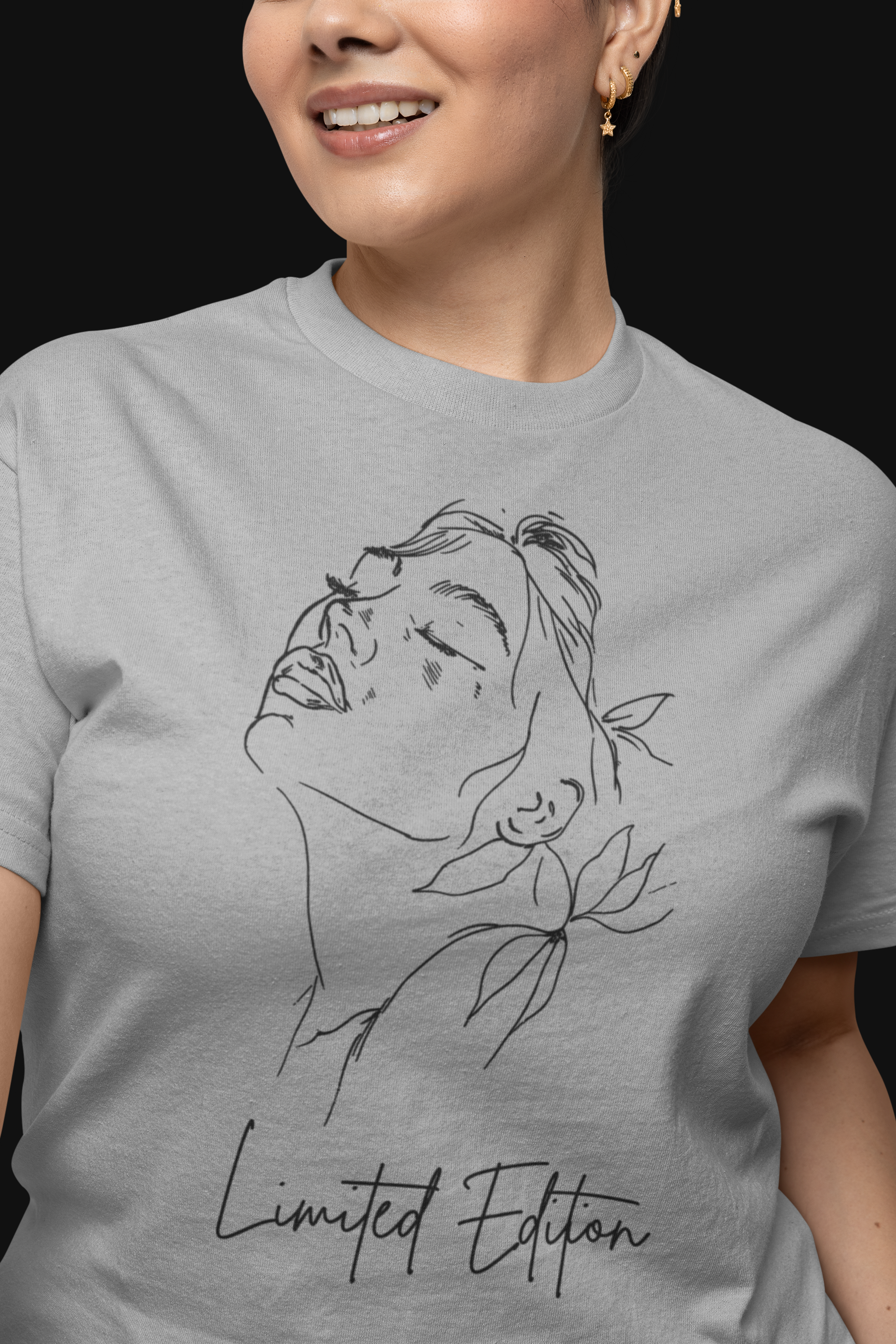 Limited Edition Cotton tshirt for women with Minimalistic Woman Design