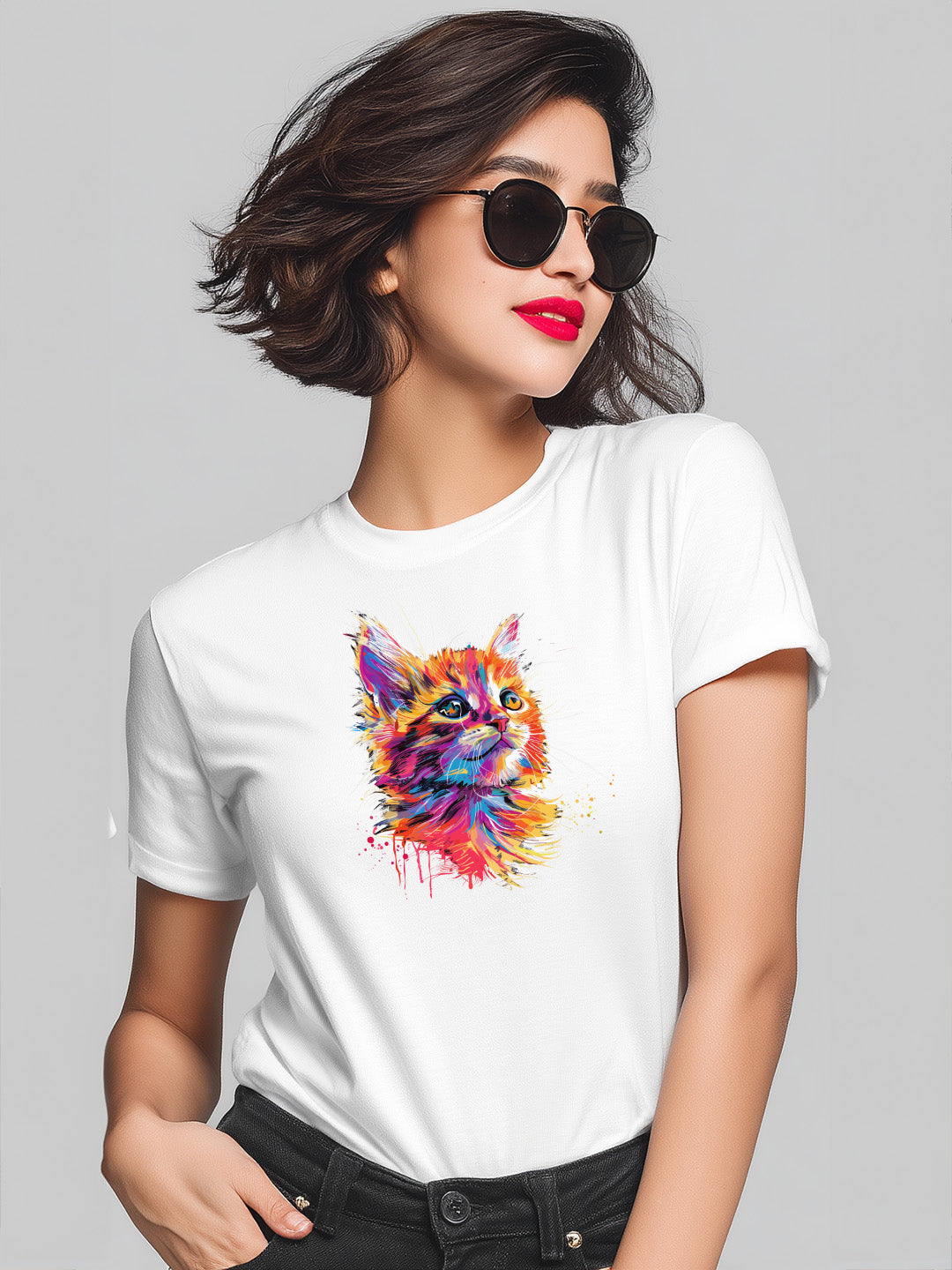 Adorable Cat Design Women's Cotton T-shirt for cat lovers